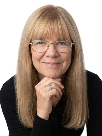 Headshot of DC Carver