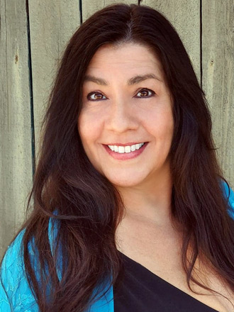 Headshot of Melodee Fernandez