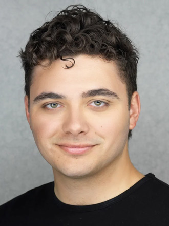 Headshot of Xander Toti