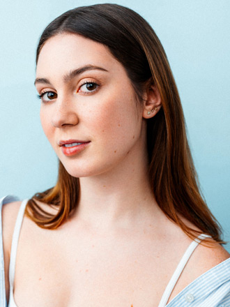 Headshot of Zoey Mae Dillion-Levine